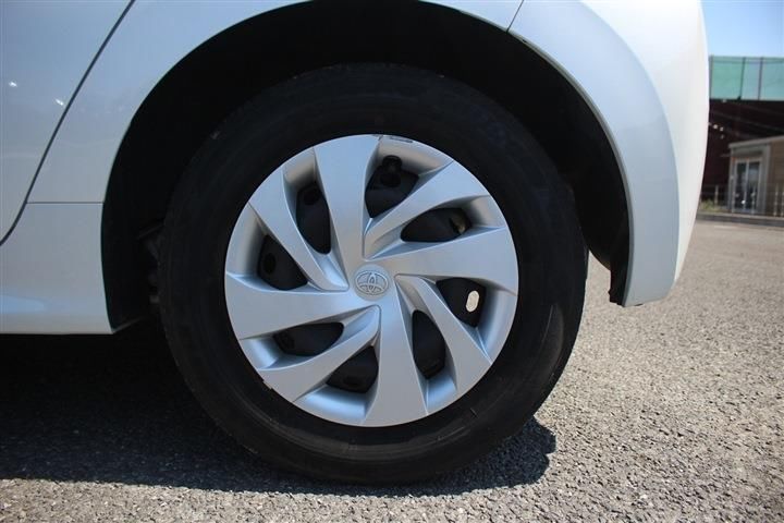 Toyota YARIS 2024 6402738-8