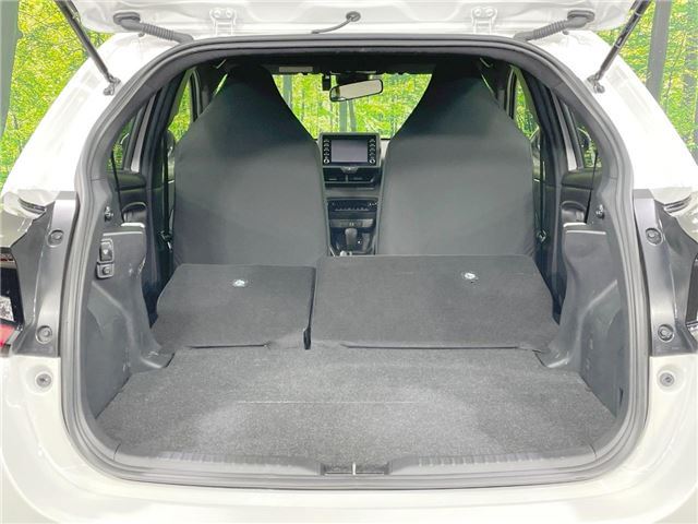 Toyota YARIS 2023 6404090-5