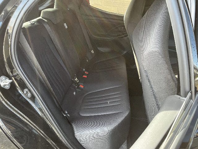 Toyota YARIS 2022 6405489-9