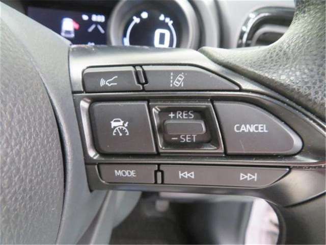 Toyota YARIS 2022 6405568-9