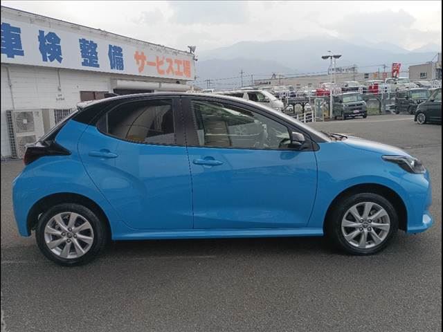 Toyota YARIS 2022 6405798-3