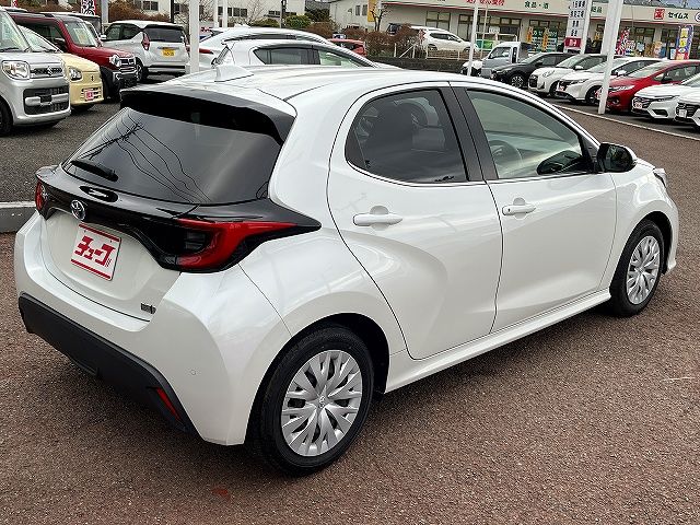 Toyota YARIS 2022 6405861-1