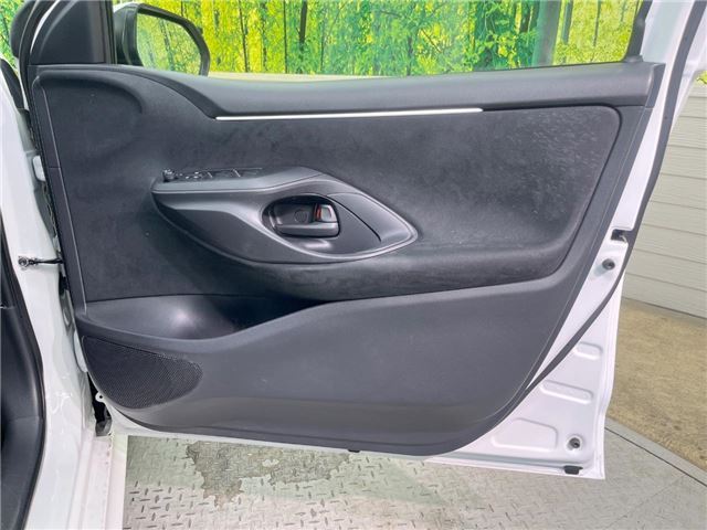 Toyota YARIS 2022 6405901-5