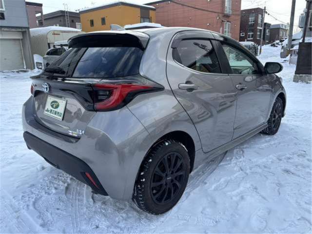 Toyota YARIS 2022 6405930-1