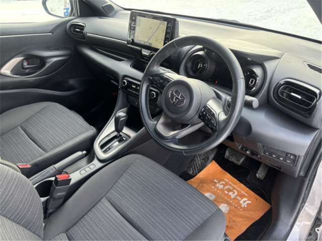 Toyota YARIS 2022 6405930-5