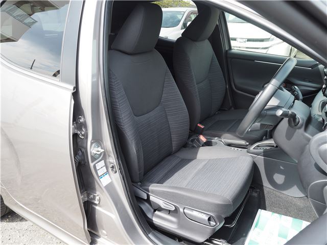 Toyota YARIS 2021 6407254-7