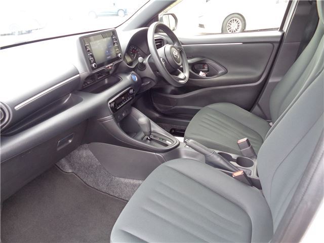 Toyota YARIS 2021 6407612-9