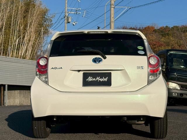 Toyota AQUA 2012 6425658-5