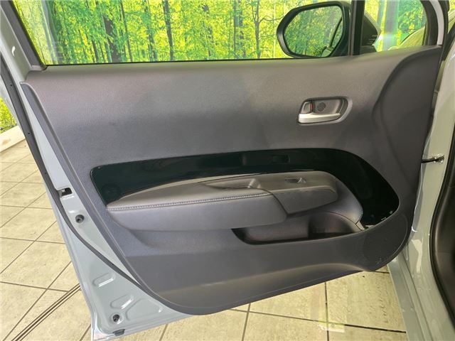 Toyota AQUA 2024 6467671-10