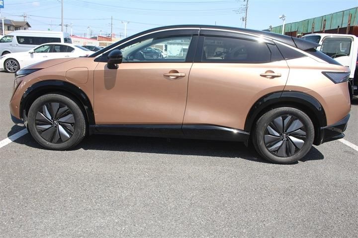 Nissan Ariya 2023 6451450-10