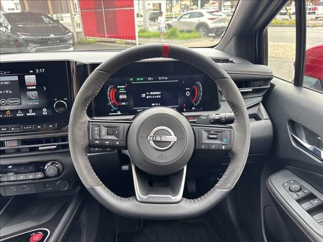 Nissan AURA 2021 6458009-10