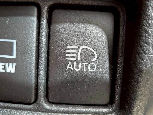 Toyota C-HR 2020 6468607-8