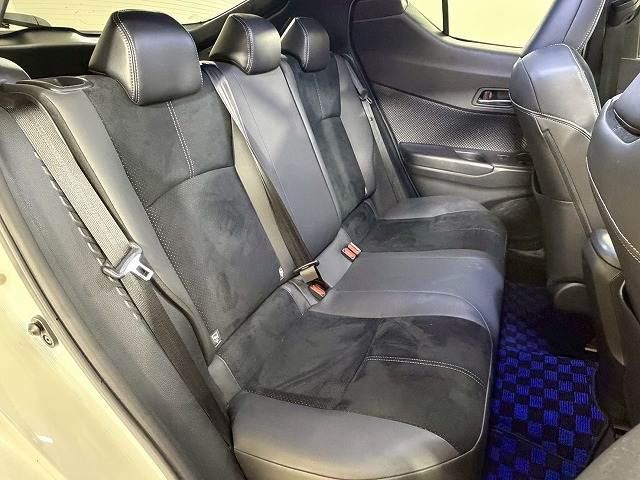 Toyota C-HR 2019 6468793-5