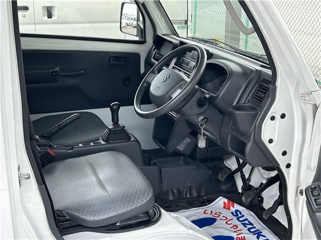 Suzuki CARRY TRUCK 2015 6470349-2