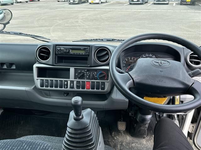Toyota DYNA TRUCK 2023 6461784-2