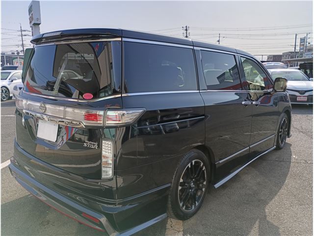 Nissan ELGRAND 2023 6465701-10