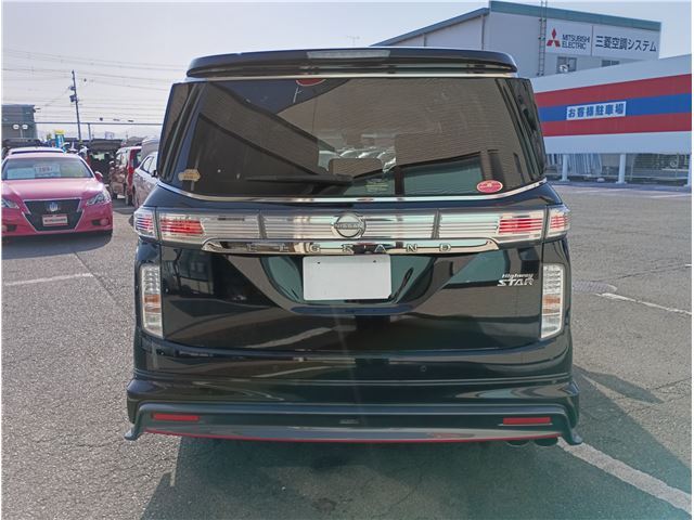 Nissan ELGRAND 2023 6465701-9