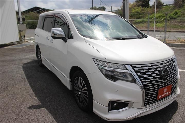Nissan ELGRAND 2021 6465837-7
