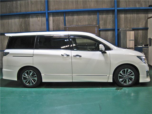 Nissan ELGRAND 2017 6466306-8