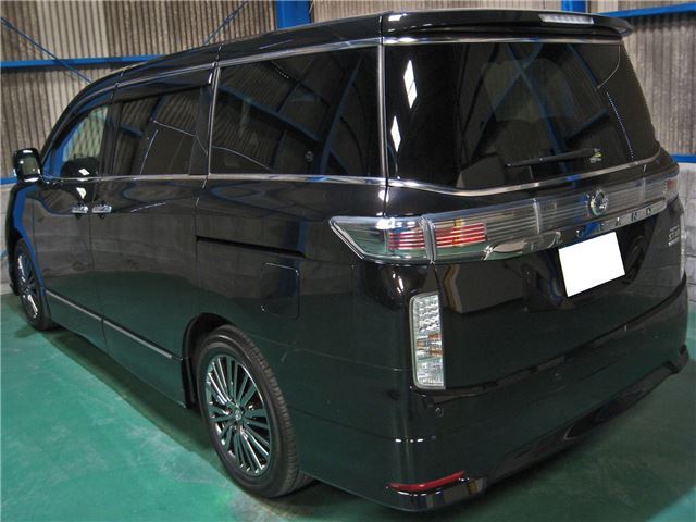 Nissan ELGRAND 2017 6466337-1