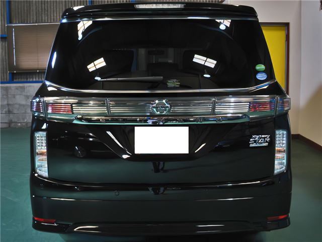 Nissan ELGRAND 2017 6466337-5