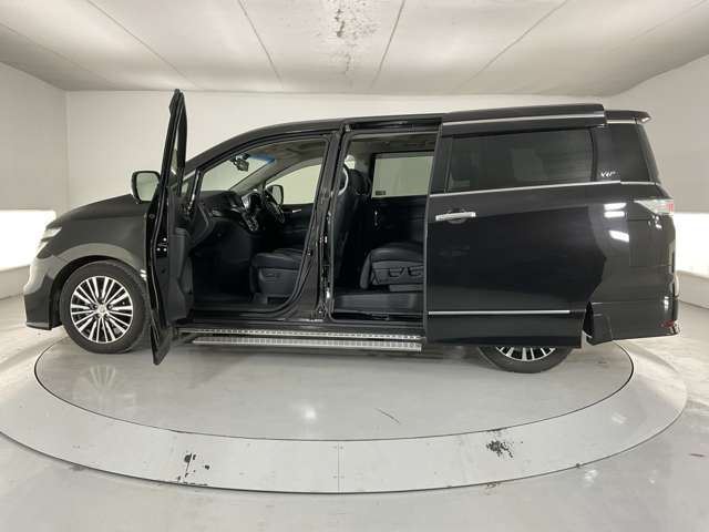 Nissan ELGRAND 2016 6466576-7