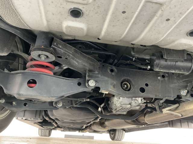 Nissan ELGRAND 2016 6466576-8