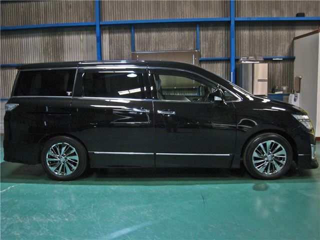 Nissan ELGRAND 2016 6466704-5