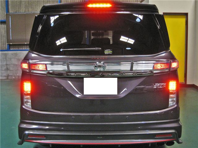 Nissan ELGRAND 2016 6466735-7