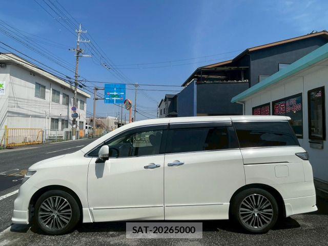 Nissan ELGRAND 2015 6466814-6