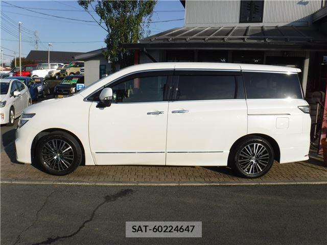 Nissan ELGRAND 2015 6467037-4