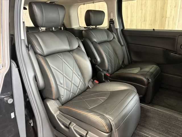Nissan ELGRAND 2015 6467301-9