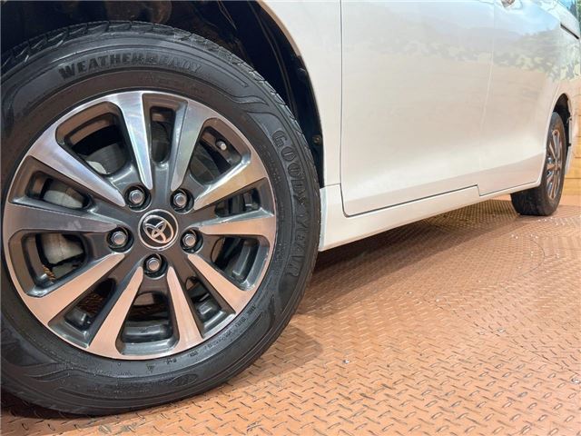 Toyota ESQUIRE 2020 6463782-6