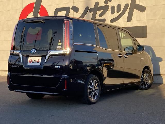 Toyota ESQUIRE 2018 6464453-1