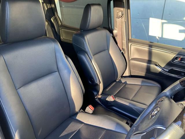 Toyota ESQUIRE 2018 6464453-3