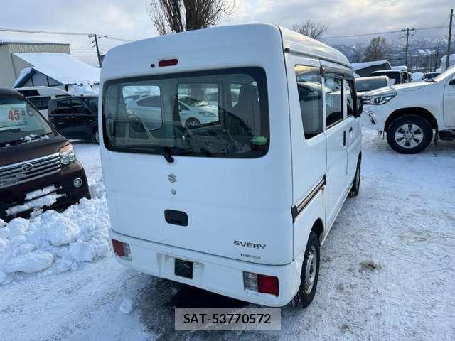 Suzuki EVERY 2015 6473755-9