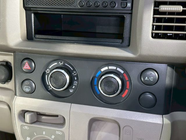 Suzuki EVERY 2014 6474016-1