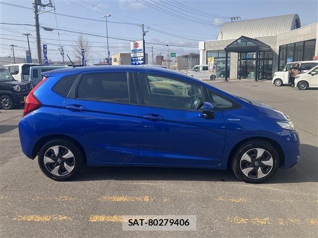 Honda FIT HYBRID 2016 6426423-3