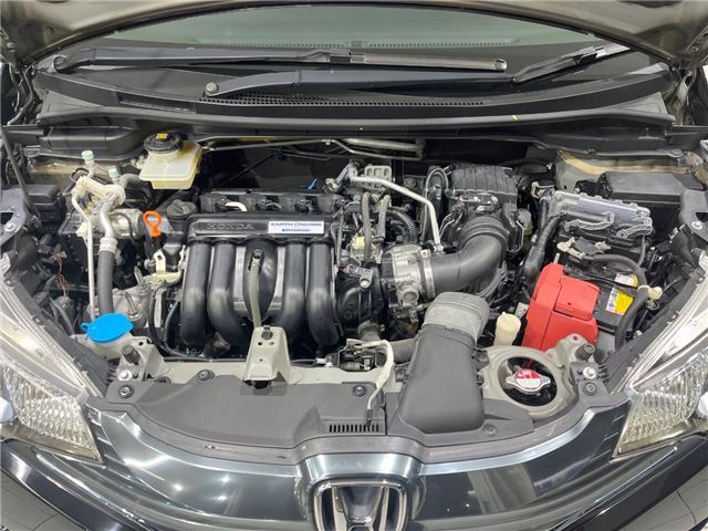 Honda FIT HYBRID 2015 6427145-4