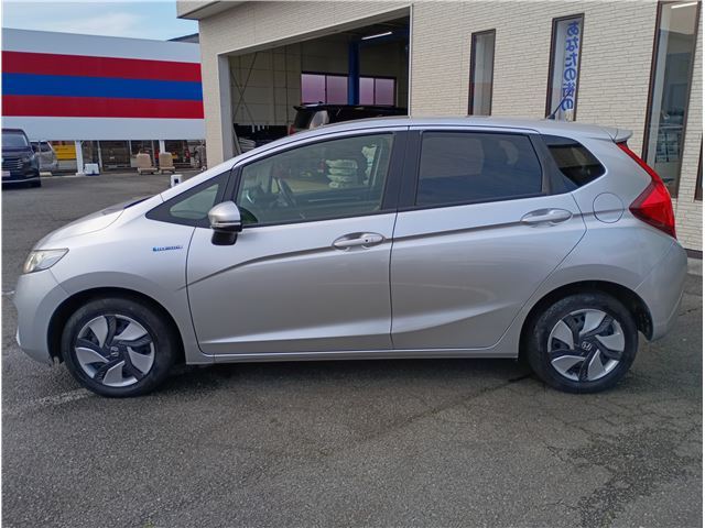 Honda FIT HYBRID 2015 6427275-3