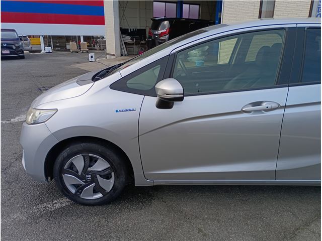 Honda FIT HYBRID 2015 6427275-8