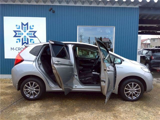 Honda FIT HYBRID 2015 6427729-8