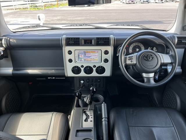 Toyota FJ CRUISER 2013 6468665-1