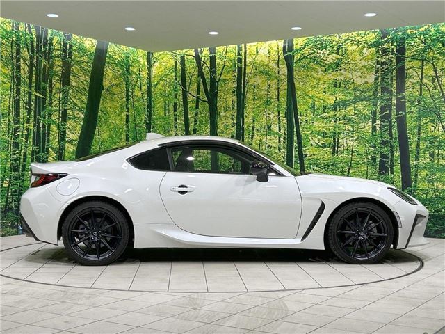 Toyota GR86 2022 6424617-8