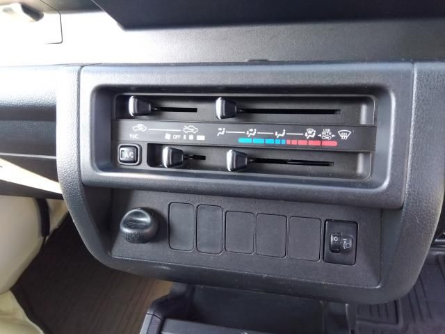 Daihatsu HIJET TRUCK 2019 6436207-9