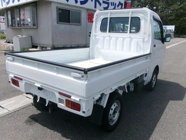 Daihatsu HIJET TRUCK 2017 6437916-4