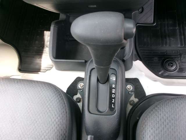 Daihatsu HIJET TRUCK 2017 6437916-8
