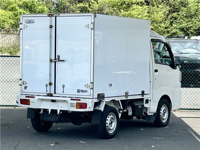 Daihatsu HIJET TRUCK 2017 6438321-1