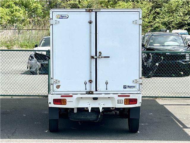 Daihatsu HIJET TRUCK 2017 6438321-10
