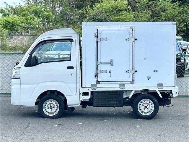 Daihatsu HIJET TRUCK 2017 6438321-7